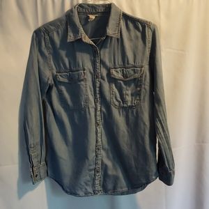 Long sleeve light denim shirt
